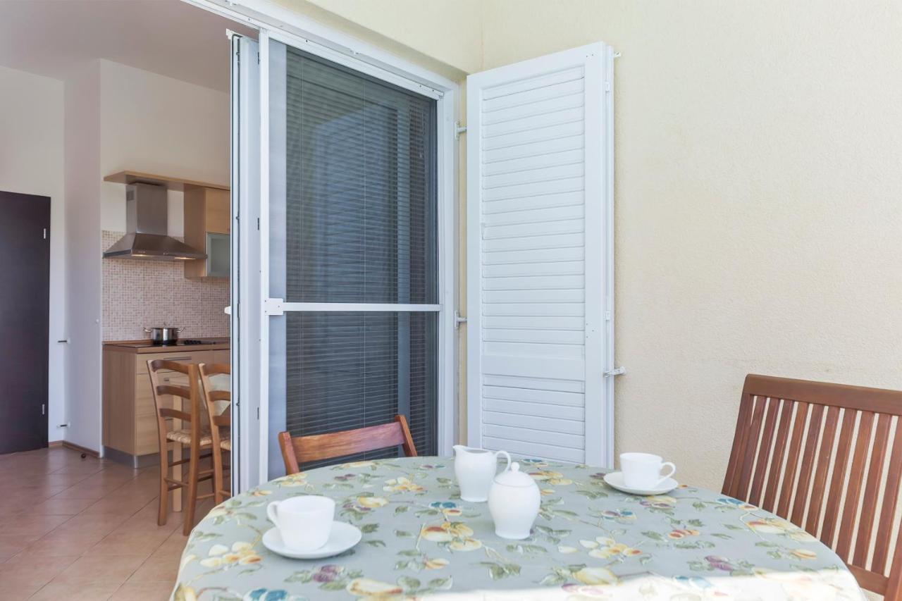 Vila Bicikleta Istra ペロイ エクステリア 写真